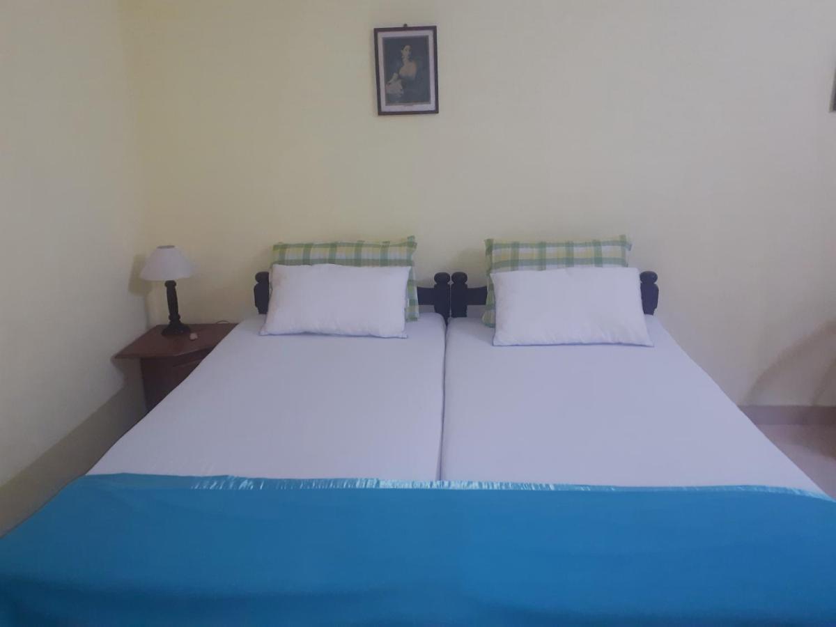 Vivaresidence Homestay Alappuzha Exteriör bild