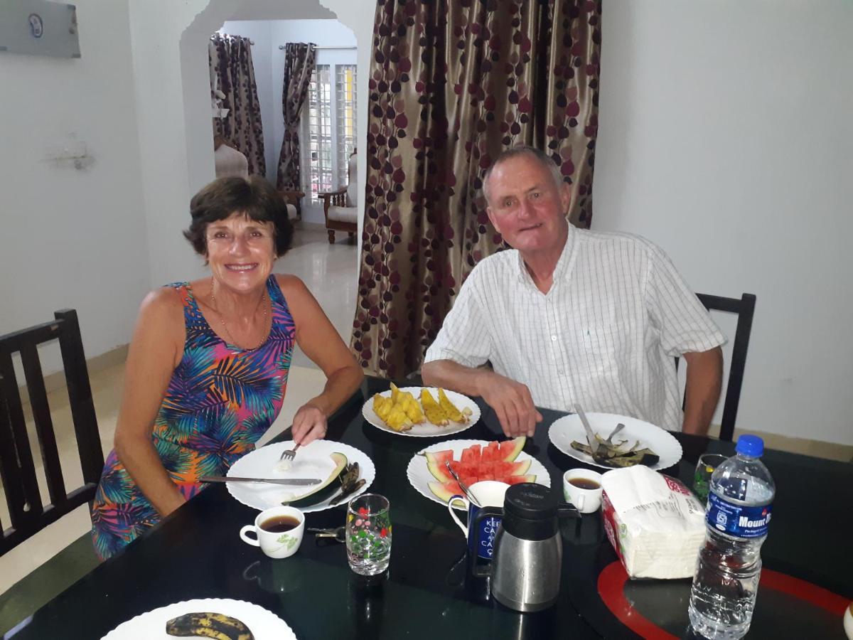 Vivaresidence Homestay Alappuzha Exteriör bild