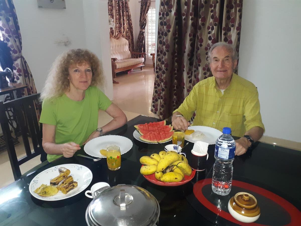 Vivaresidence Homestay Alappuzha Exteriör bild